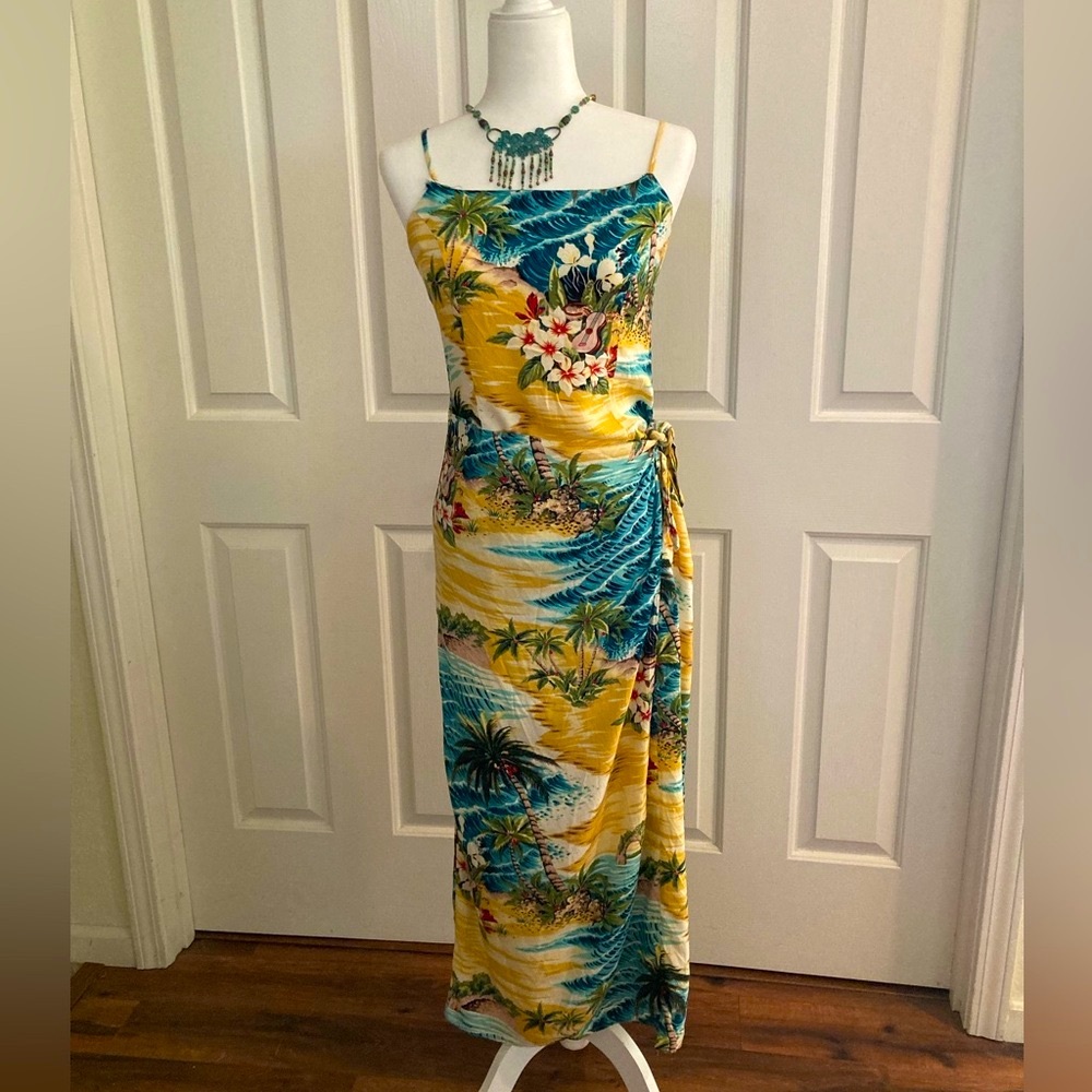 Maui Clothing Co. Dress